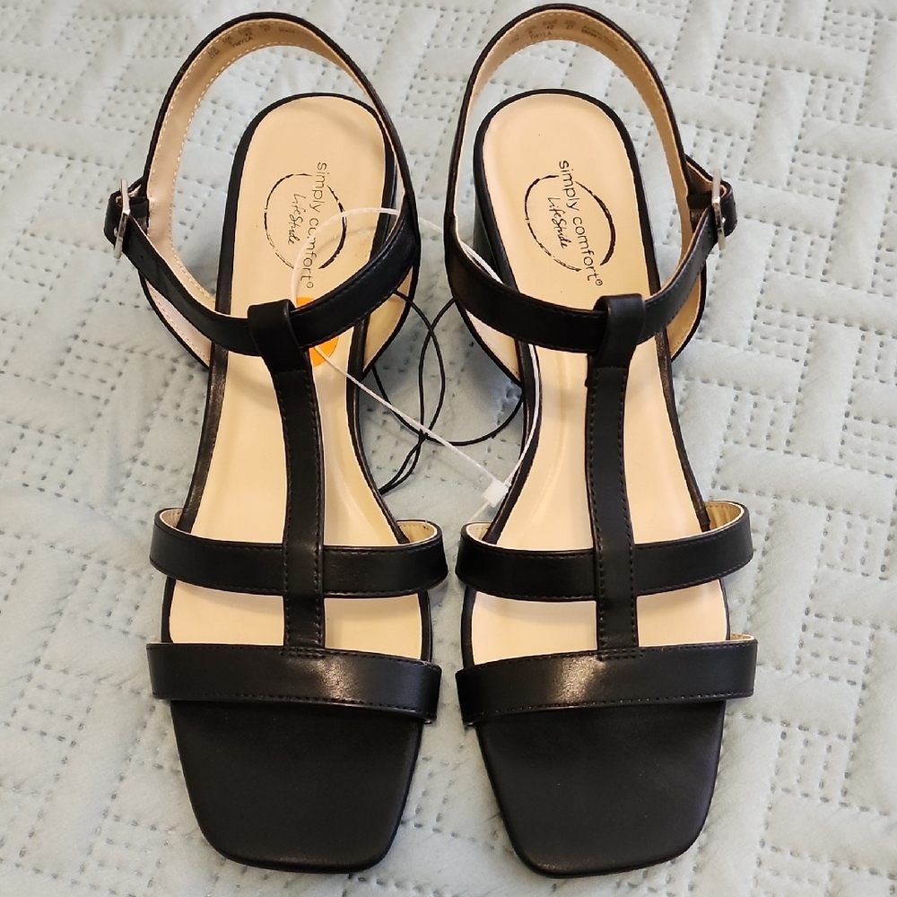 Life Stride Black Strappy Sandals